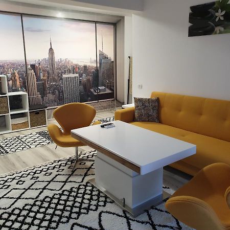 Carolina Sweet Apartament Орадеа Екстериор снимка